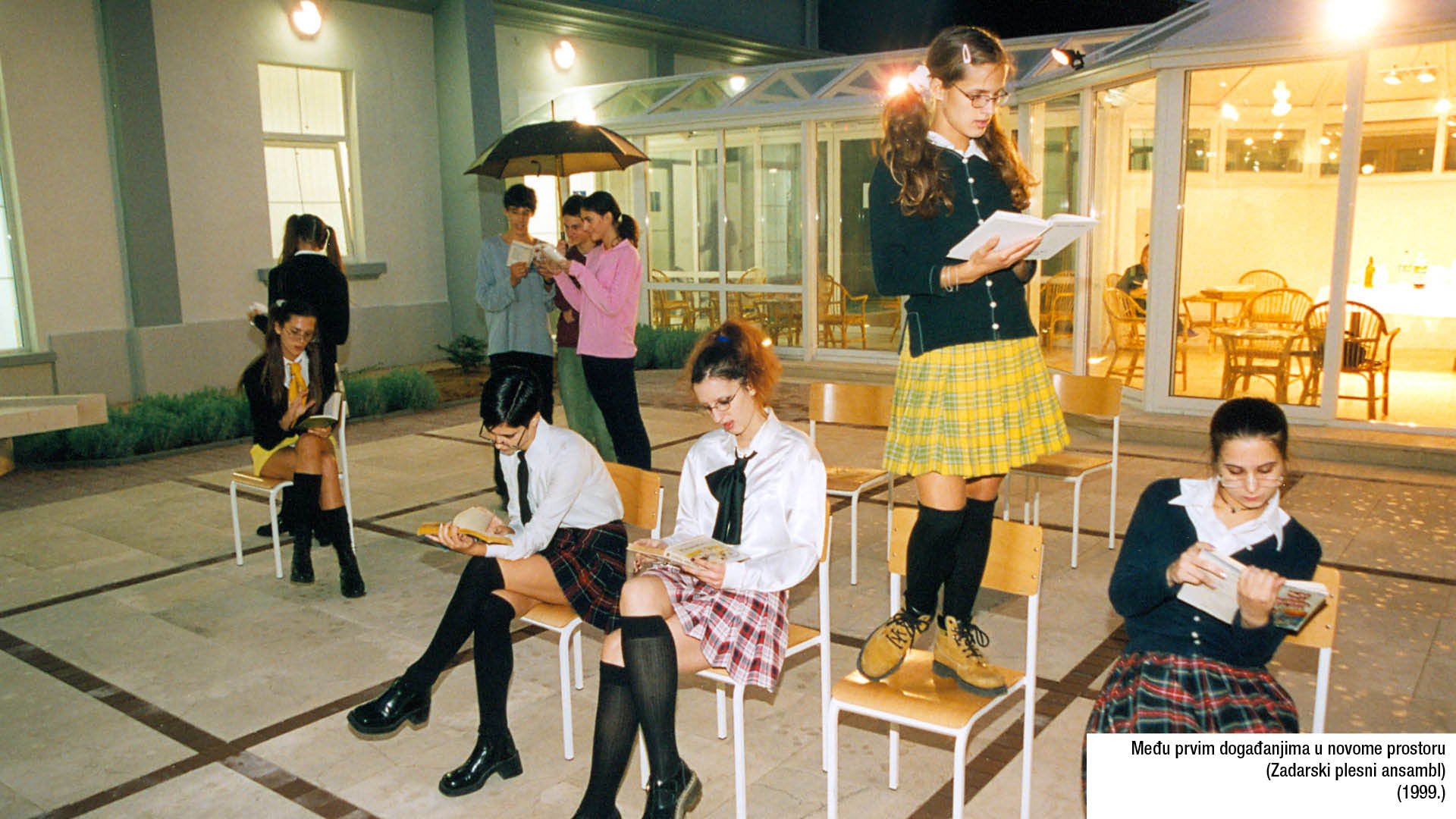 Među prvim događanjima u novome prostoru (Zadarski plesni ansambl) (1999.)