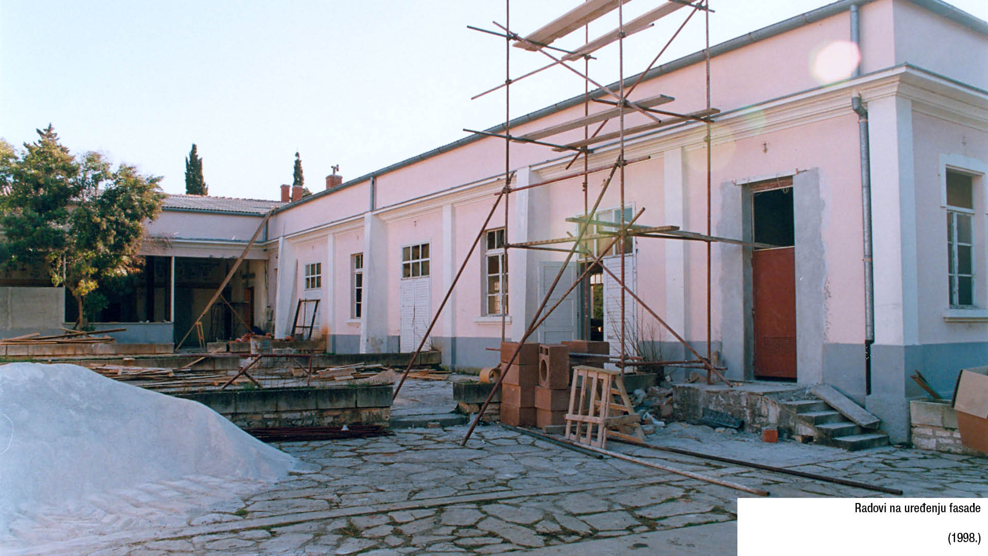 Radovi na uređenju fasade (1998.)