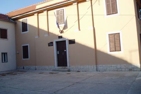 Knjiznicni stacionar Silba