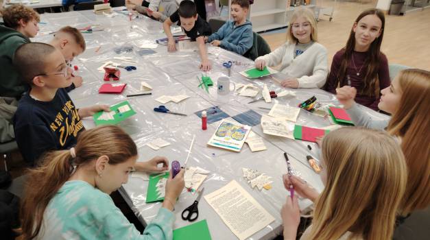 Izrada božićnih čestitki