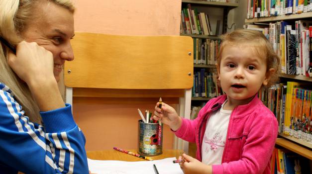 Korina i mama na radionici