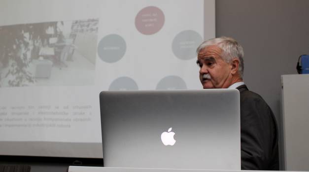 Industrija 4.0 i industrijska robotika – Stanje i trendovi razvoja