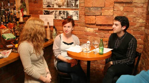 Književna večer studenata informacijskih znanosti: studenti Antonela Bokan  i Marko Silov