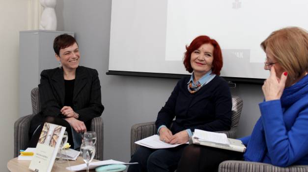 Jasna Kovačević:  "Narodna knjižnica: središte kulturnog i društvenog života"