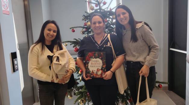 Božićno darivanje zbirčica Božićno darivanje zbirčica