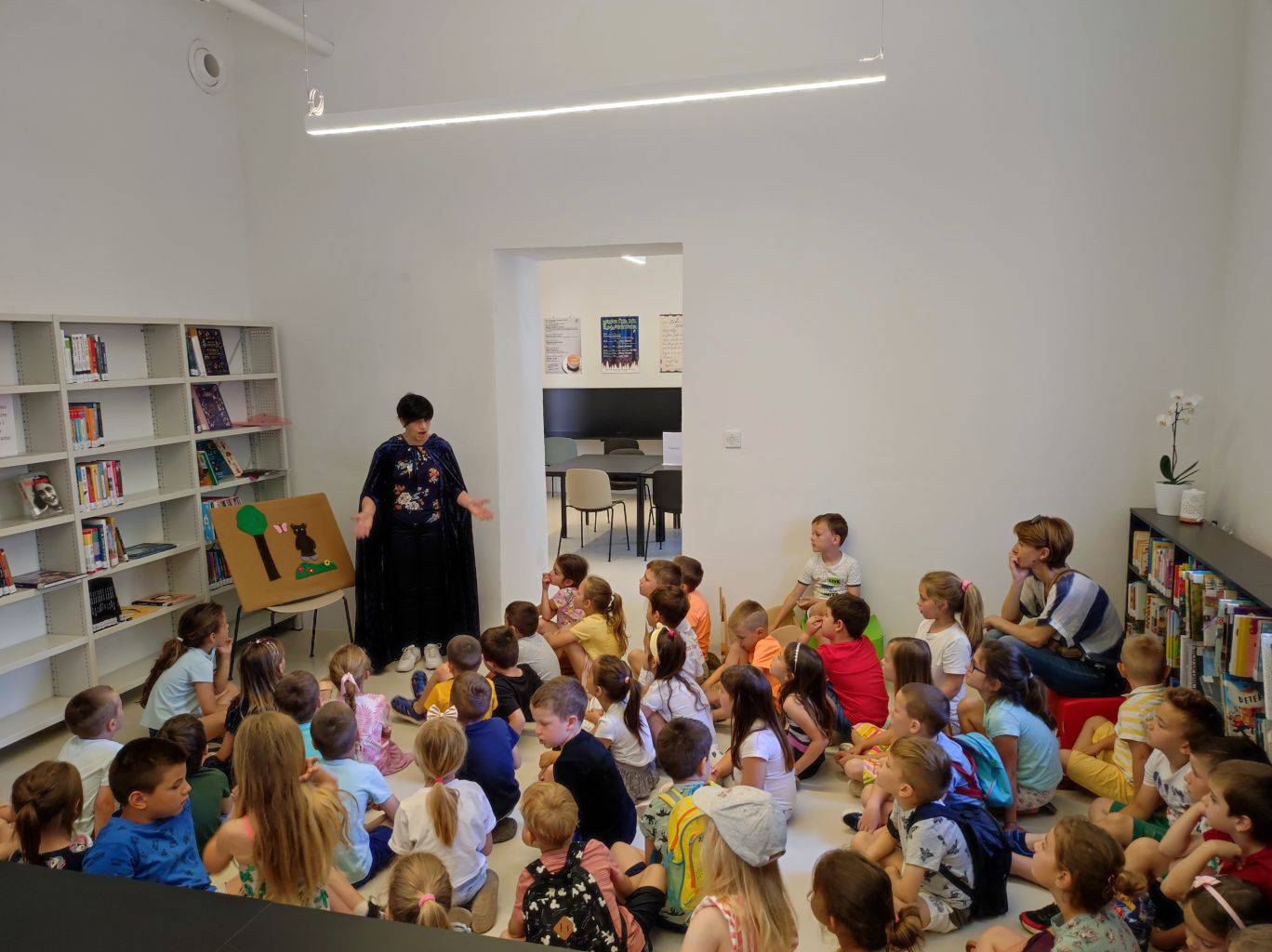 Sretan mi ostani vrtiću, ja idem u školu! Sretan mi ostani vrtiću, ja idem u školu!