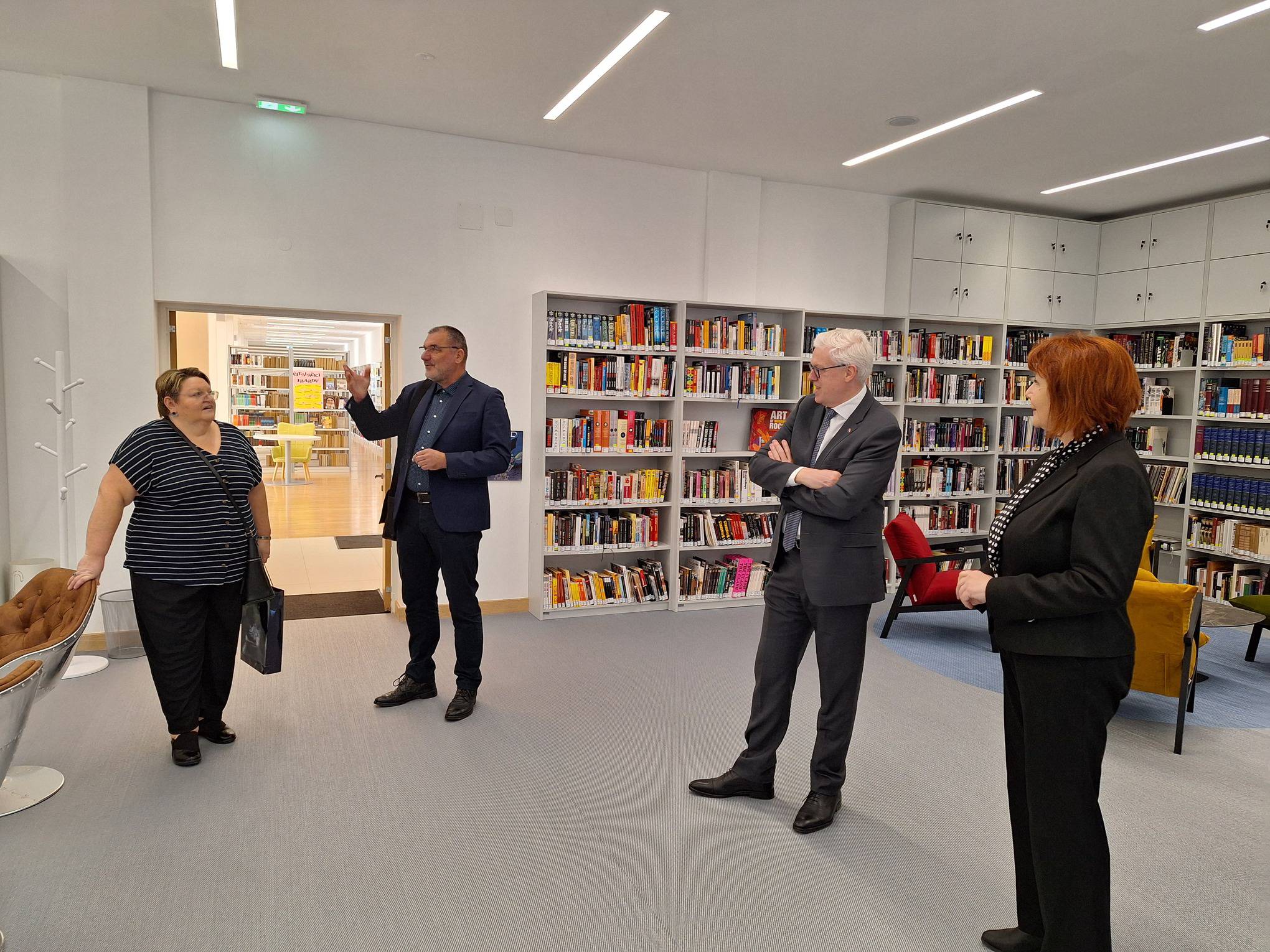 Veleposlanik Australije u posjetu Knjižnici