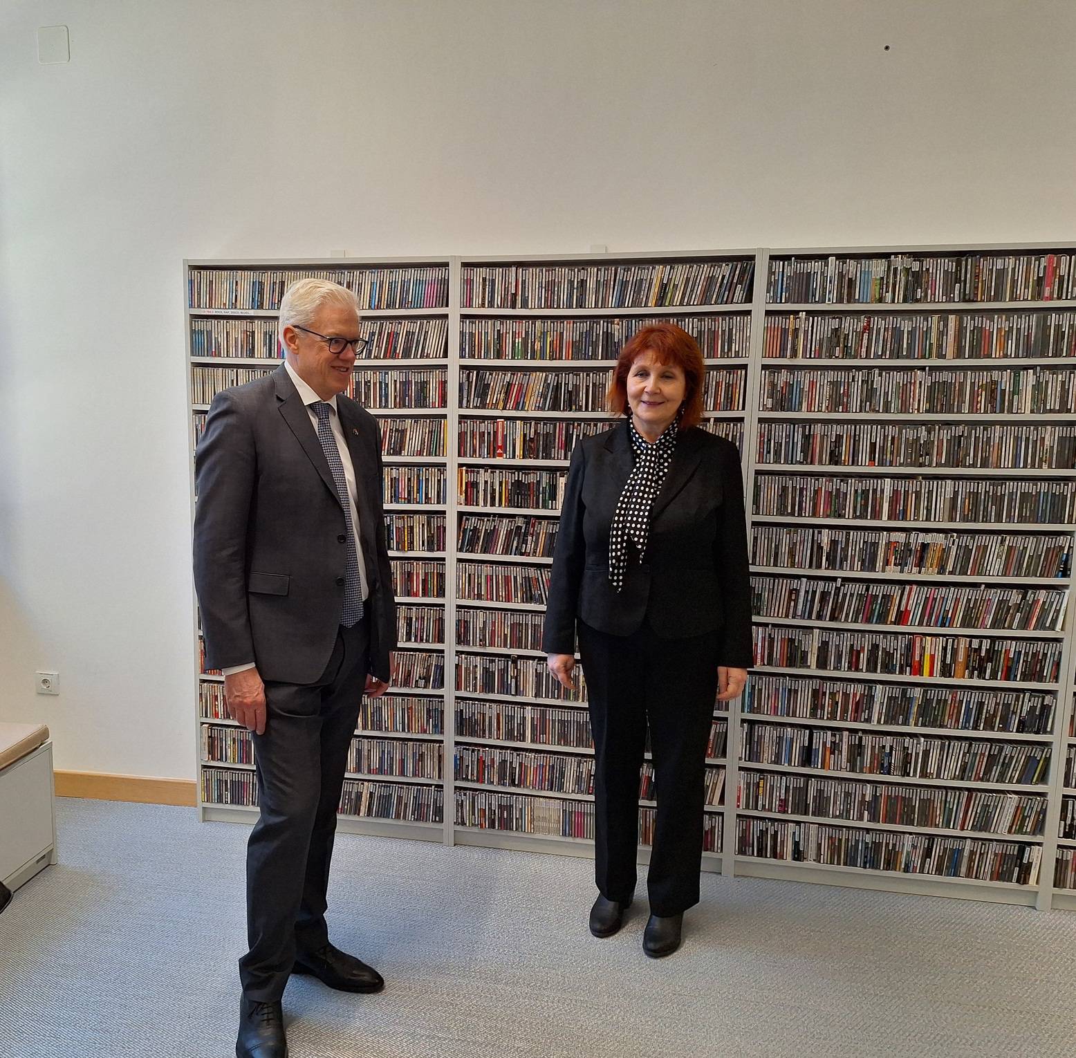 Veleposlanik Australije u posjetu Knjižnici