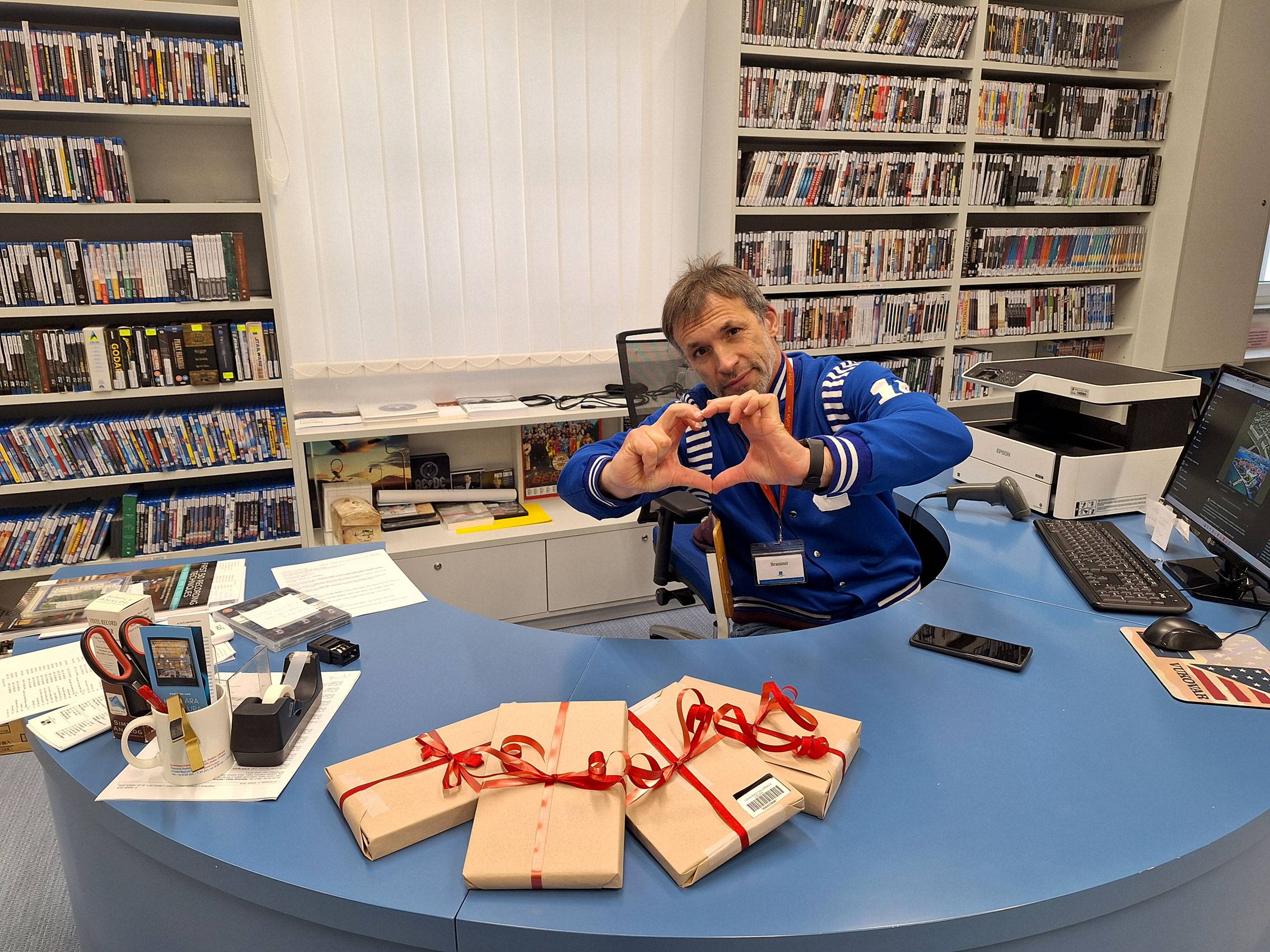 Spoj naslijepo s knjigom