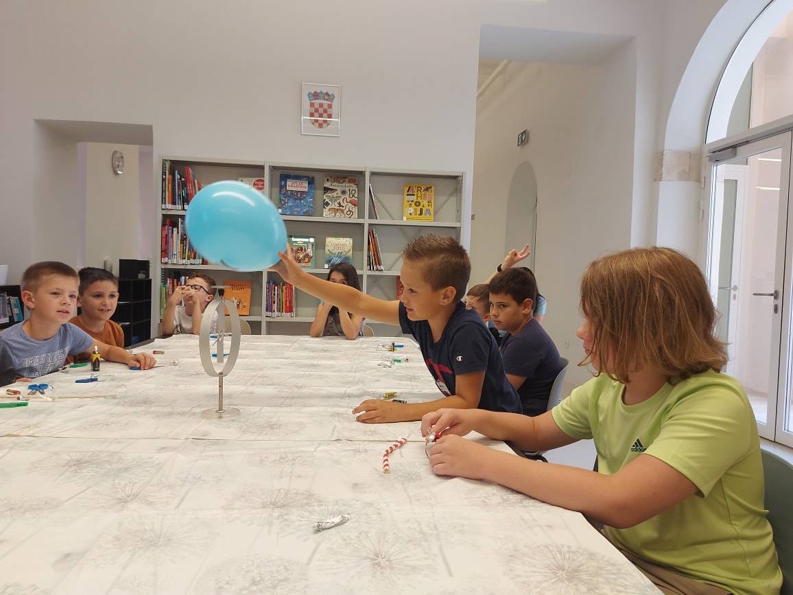 Mali znanstvenici u Ogranku Grad Mali znanstvenici u Ogranku Grad