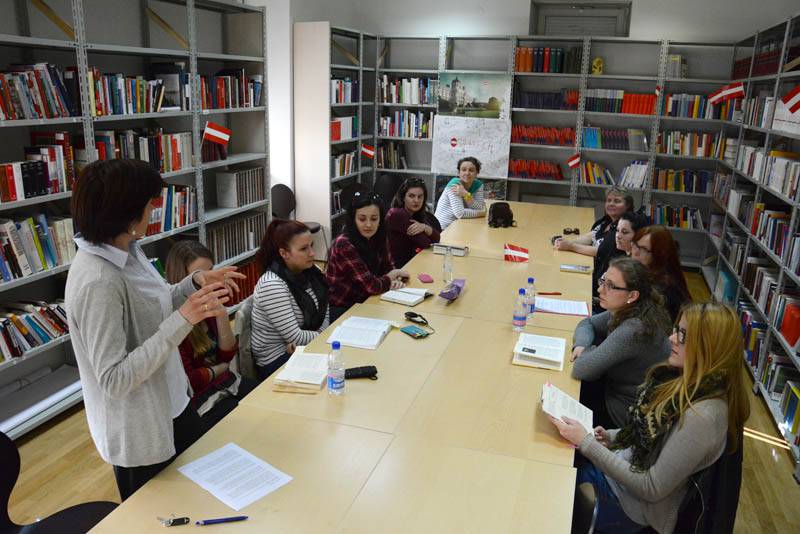 Ein Spaziergang durch ili Šetnja Austrijom, čitanje ulomaka putopisnih djela austrijskih pisaca na njemačkom jeziku 