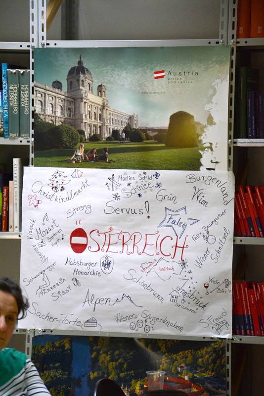 Ein Spaziergang durch ili Šetnja Austrijom, čitanje ulomaka putopisnih djela austrijskih pisaca na njemačkom jeziku 