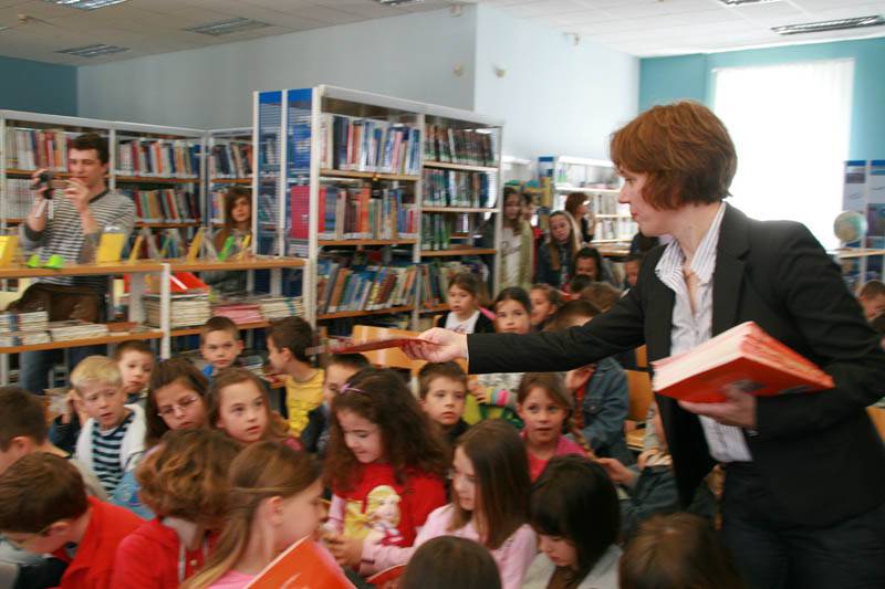 Zadar čita: Otvorenje manifestacije - Čitanje priče (gospodin Dražen Grgurević, dogradonačelnik)