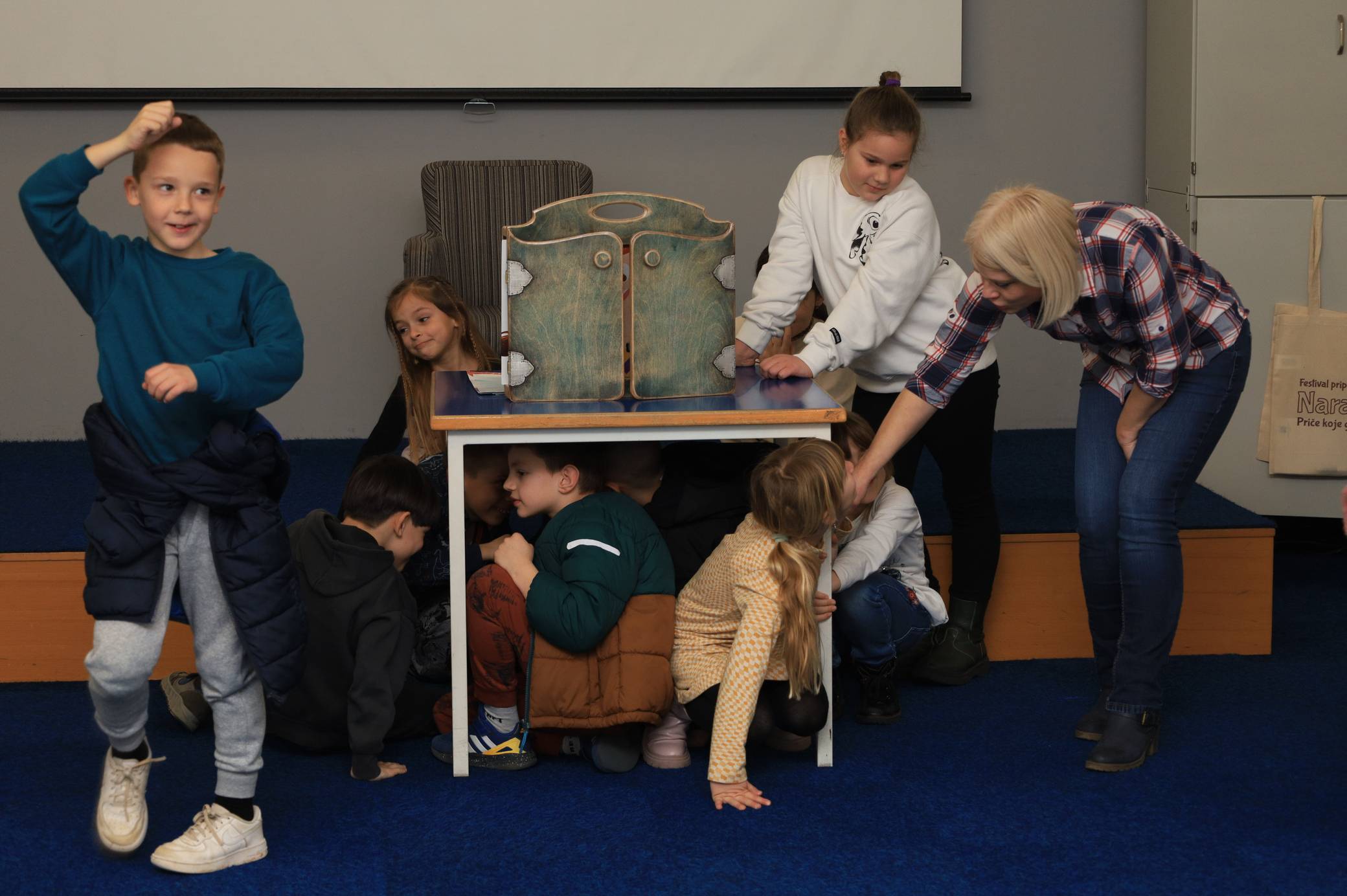 Naraton 2024: Knjižnica knjižnici na dar