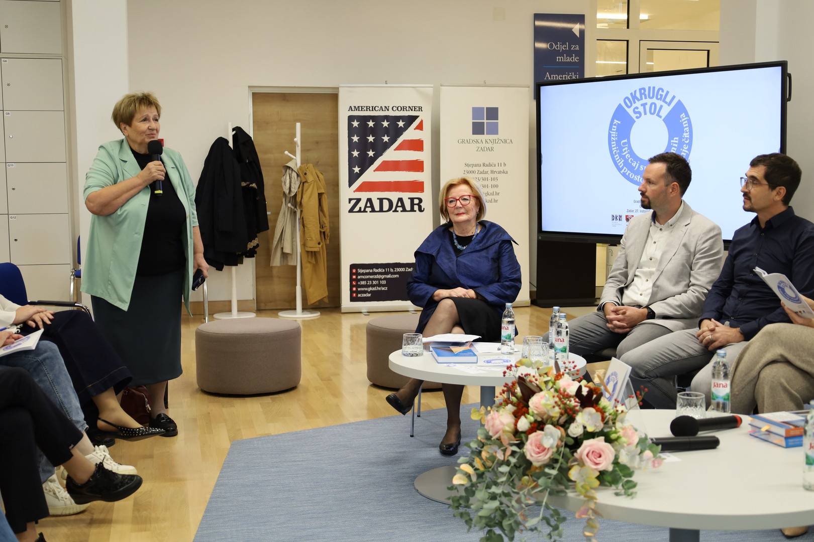 Okrugli stol - Utjecaj suvremenih knjižničnih prostora na poticanje čitanja Okrugli stol - Utjecaj suvremenih knjižničnih prostora na poticanje čitanja