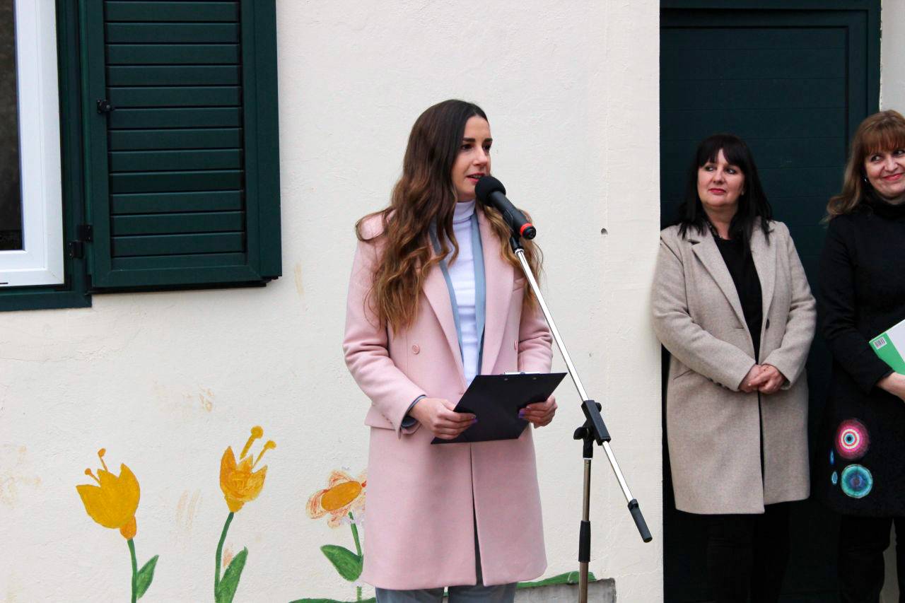 Otvorena mala knjižnica u Kožinu