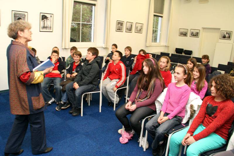 Književni susret s Nadom Mihoković-Kumrić