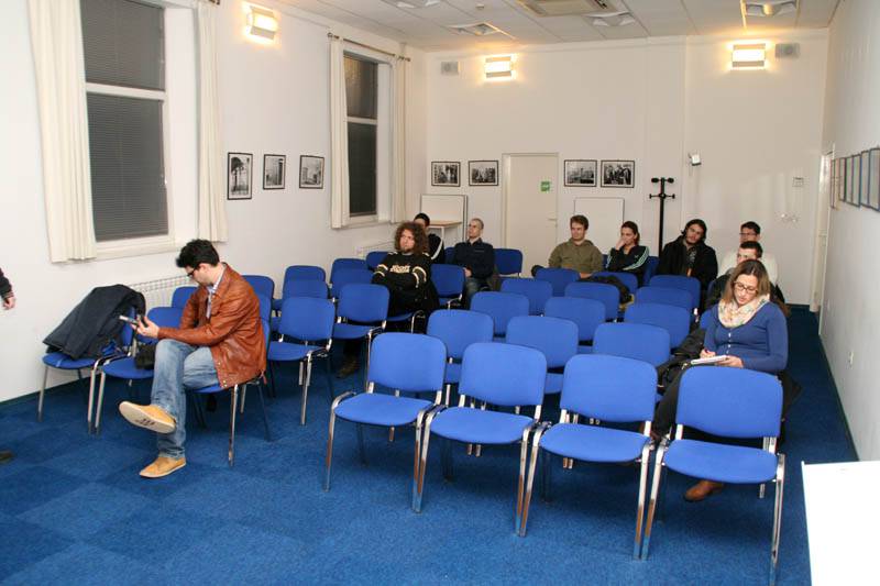 Dinosauri globalizacije - radioamaterizam