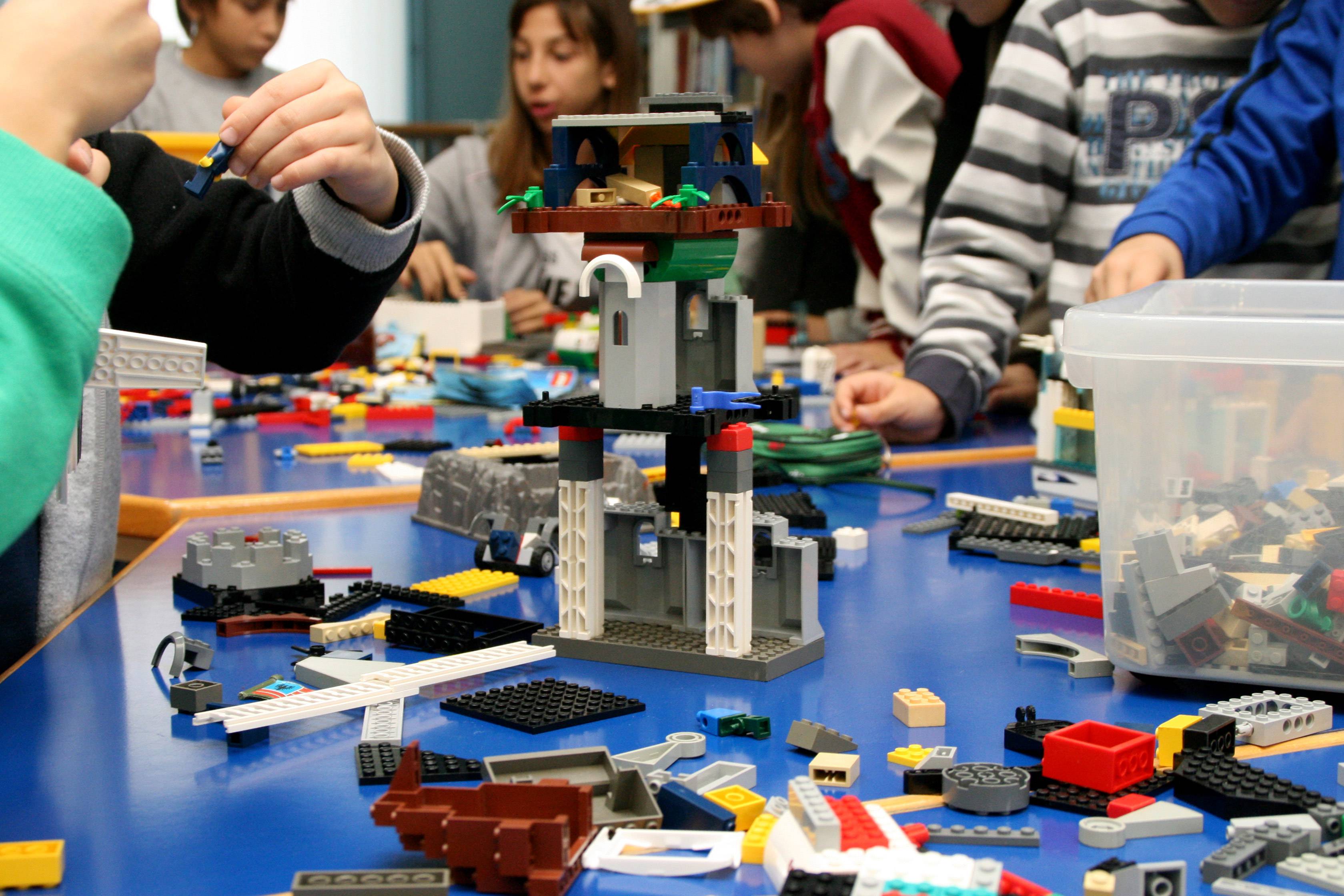 radionica Lego, Dječji odjel Gradske knjižnice Zadar, studeni 2012.