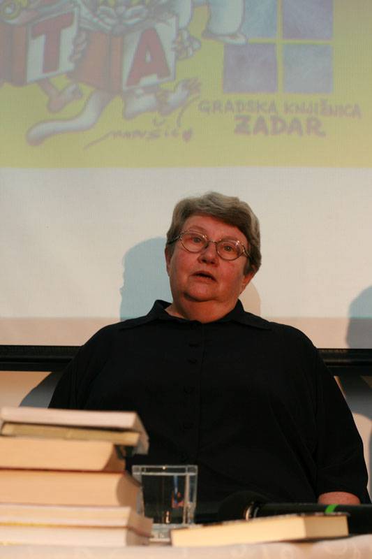 Zadar čita: književni susret s Nives Opačić