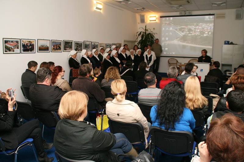 Otvorenje izložbe Udruge Posedarje moje