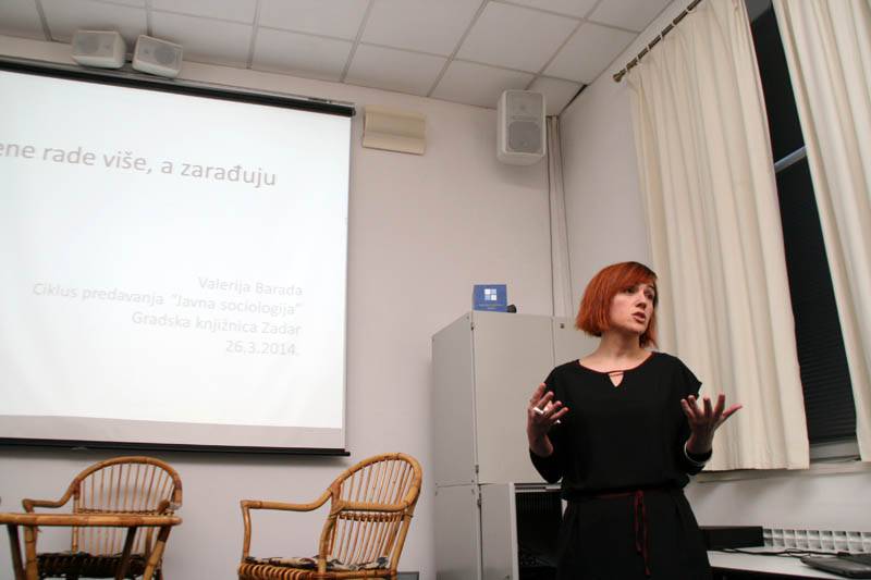 Zašto žene rade više, a zarađuju manje?