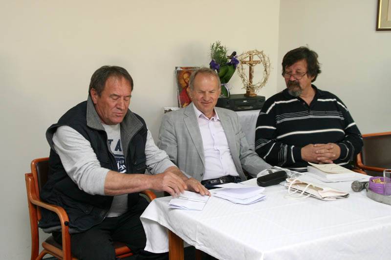 Čitanje priča štićenicima doma