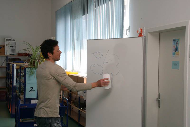 Likovnost i književnost: radionica crtanja portreta s likovnim umjetnikom Valentinom Radmanom