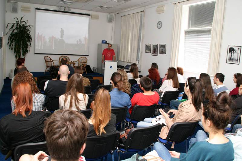 Svijetla i mračna strana antifašističke tradicije u suvremenoj Rusiji