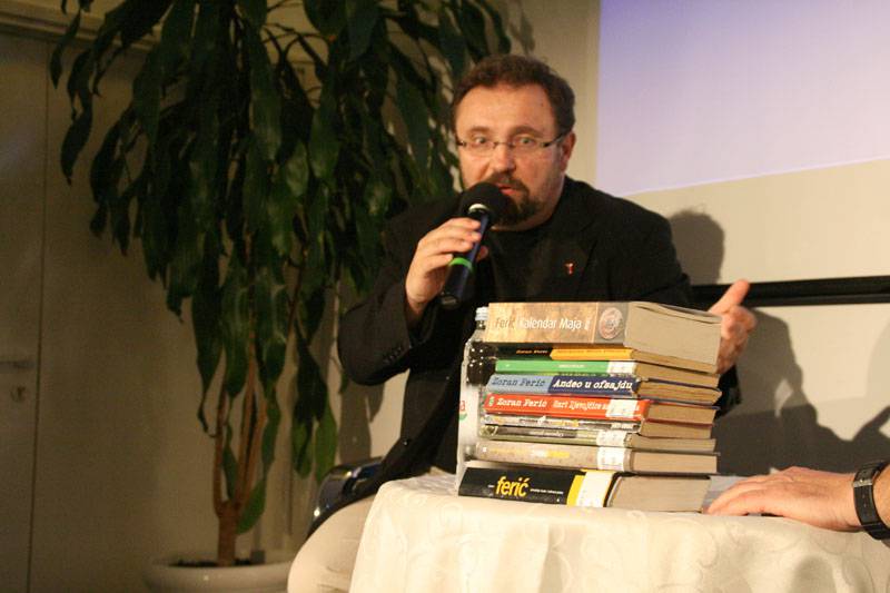 Zadar čita: Književni susret s Zoranom Ferićem