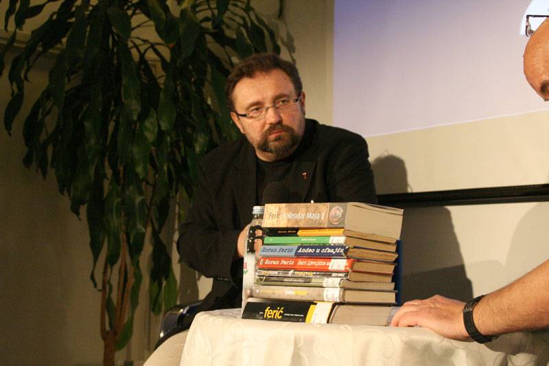 Zadar čita: Književni susret s Zoranom Ferićem