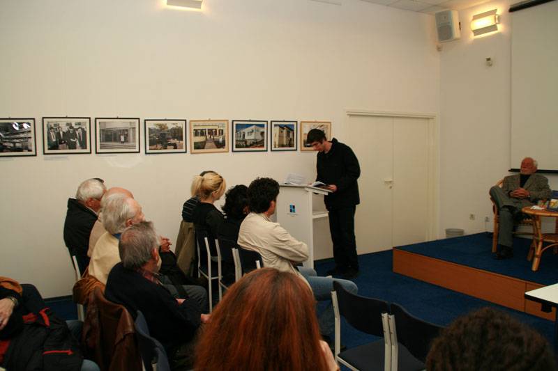 Predstavljanje zbirke pjesama "Suncazapad" autora Roberta Špralje