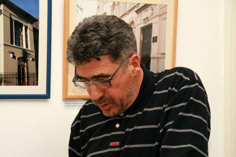 Predstavljanje zbirke pjesama "Suncazapad" autora Roberta Špralje