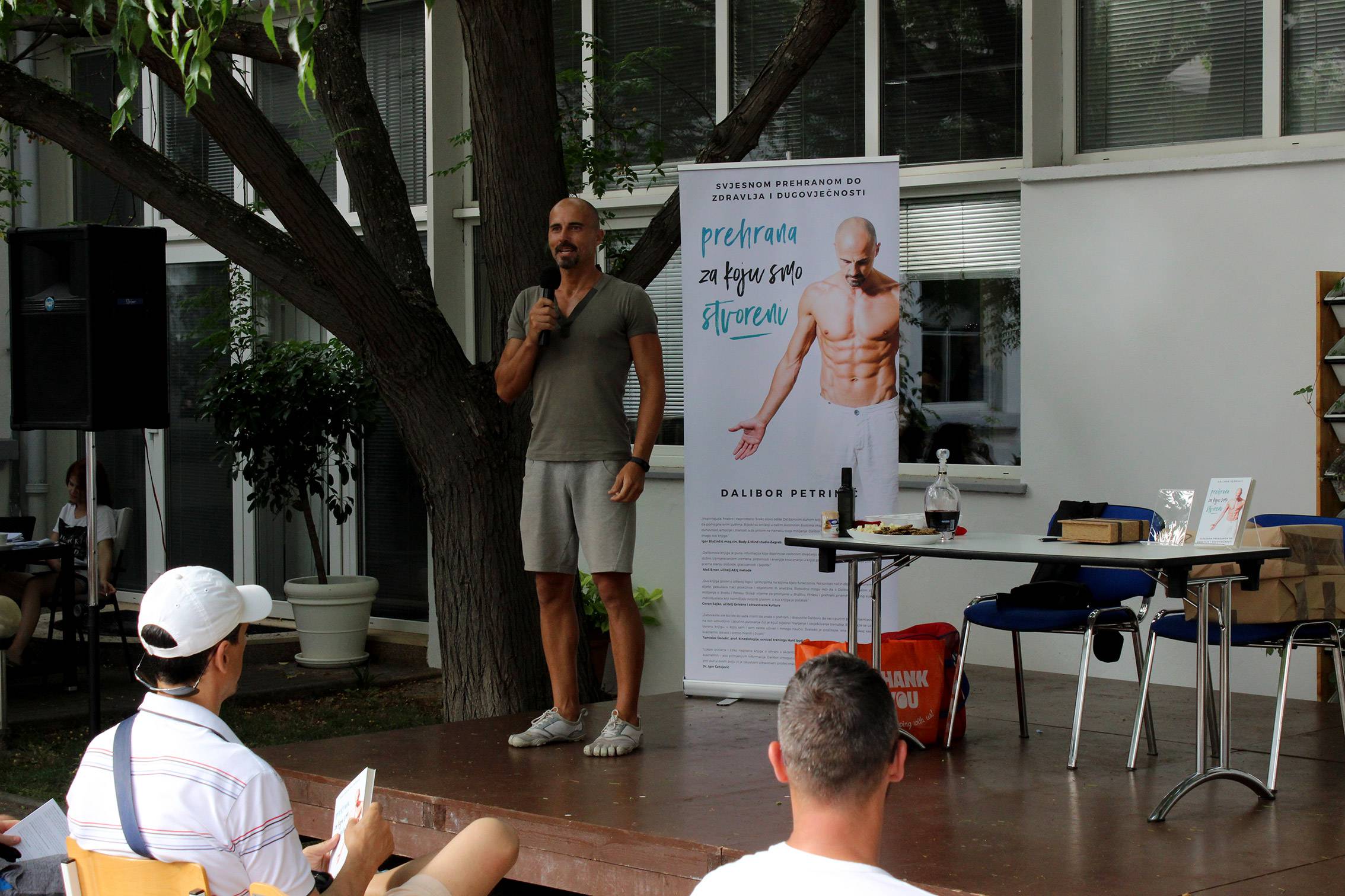 Dalibor Petrinić: Prehrana za koju smo stvoreni i Ingrid Divković: Živi mi se Dalibor Petrinić: Prehrana za koju smo stvoreni i Ingrid Divković: Živi mi se