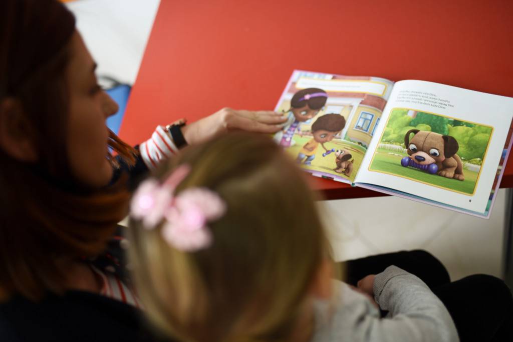 Laku noc, pricoljupci