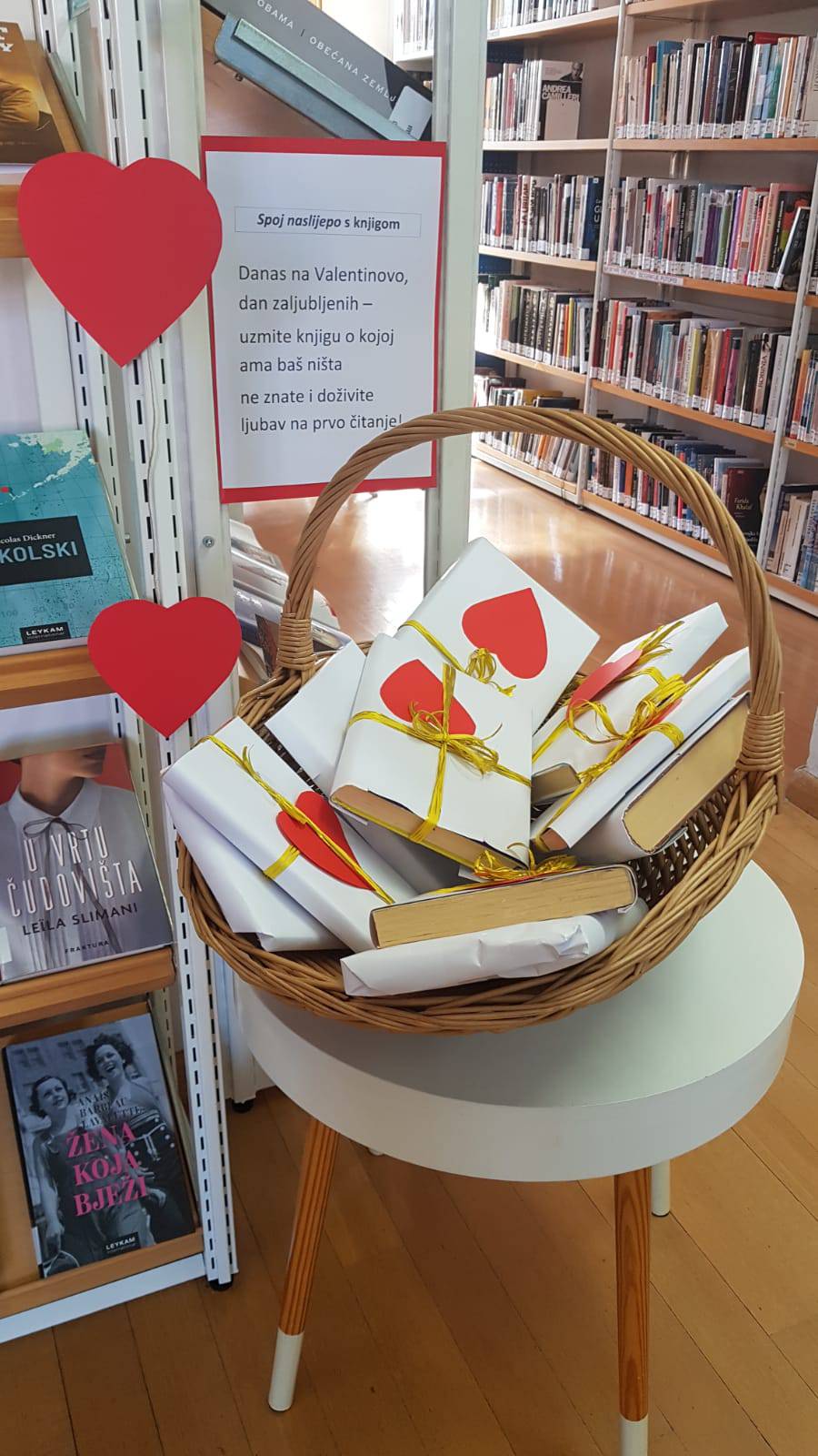 Spoj naslijepo s knjigom