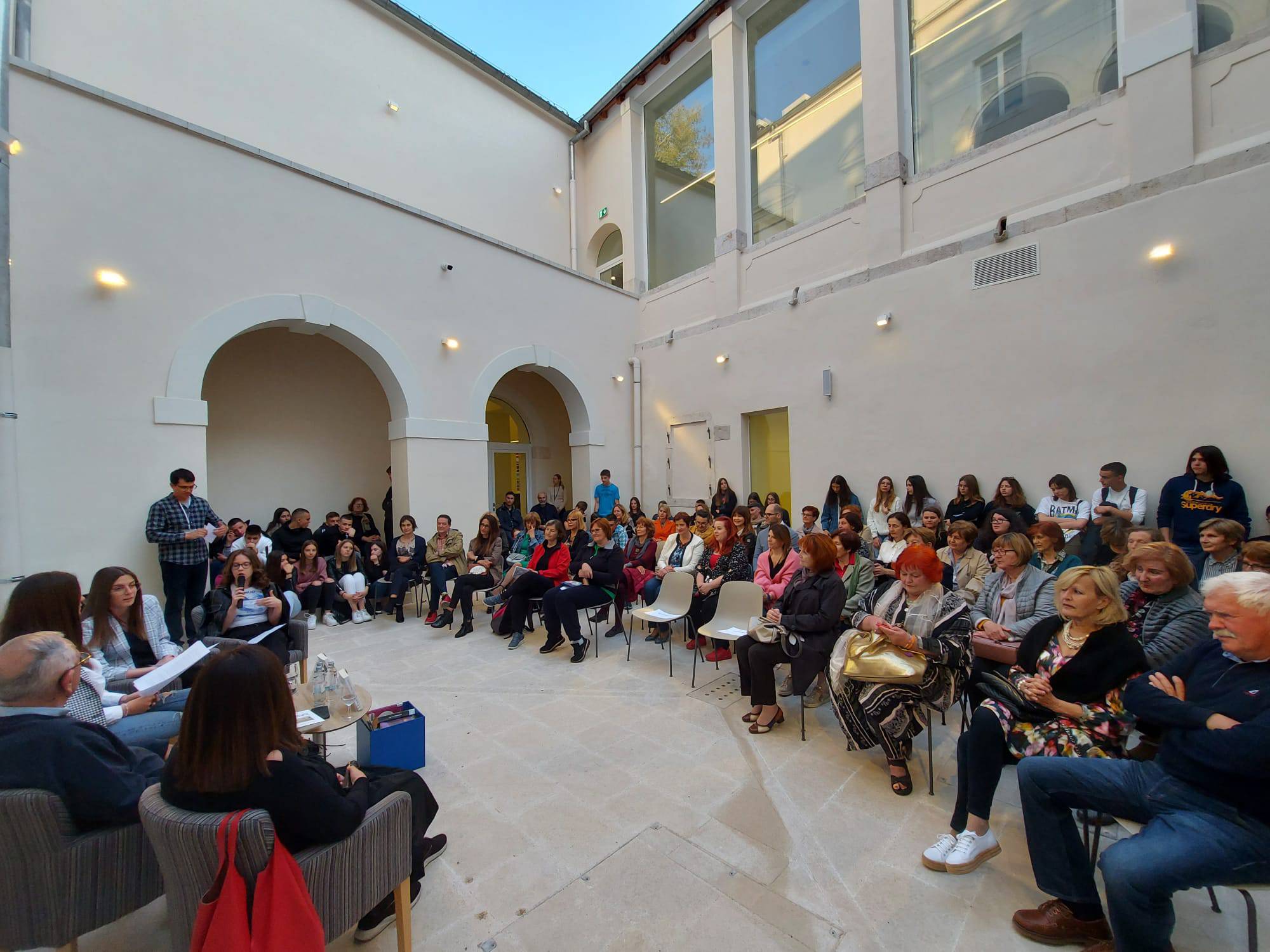 O književnosti: Julijana Matanović i Pavao Pavličić