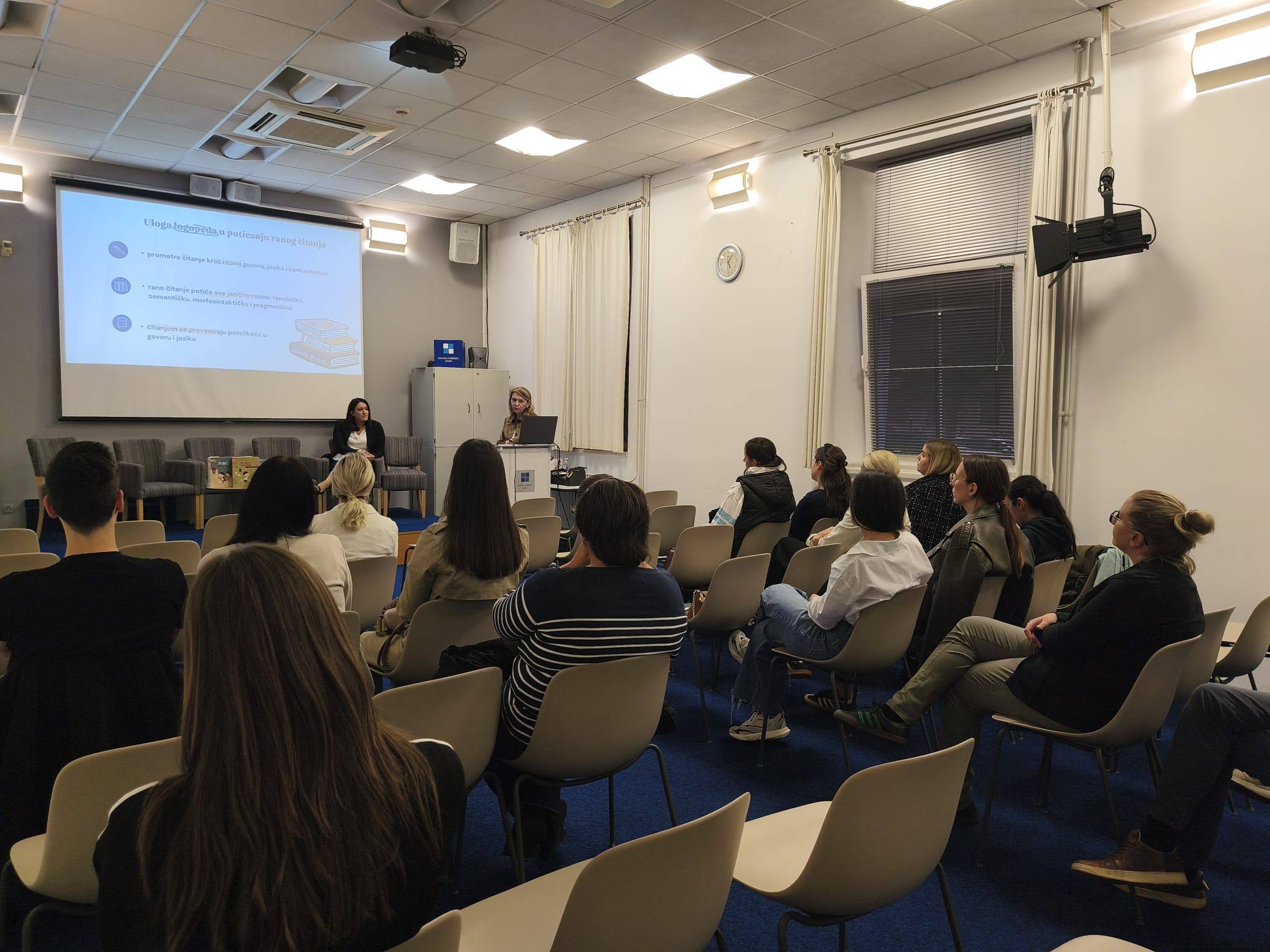 Bebinim koracima: Iz perspektive pedagoga i logopeda o važnosti čitanja djeci najranije dobi