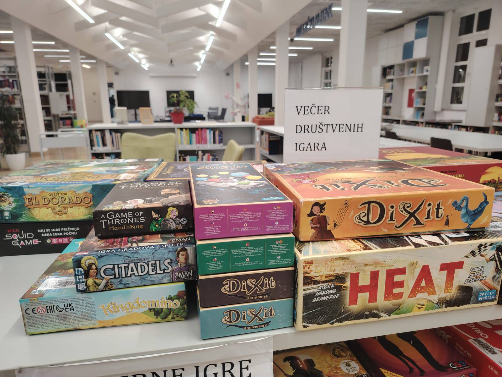 Večer društvenih igara na Odjelu za mlade