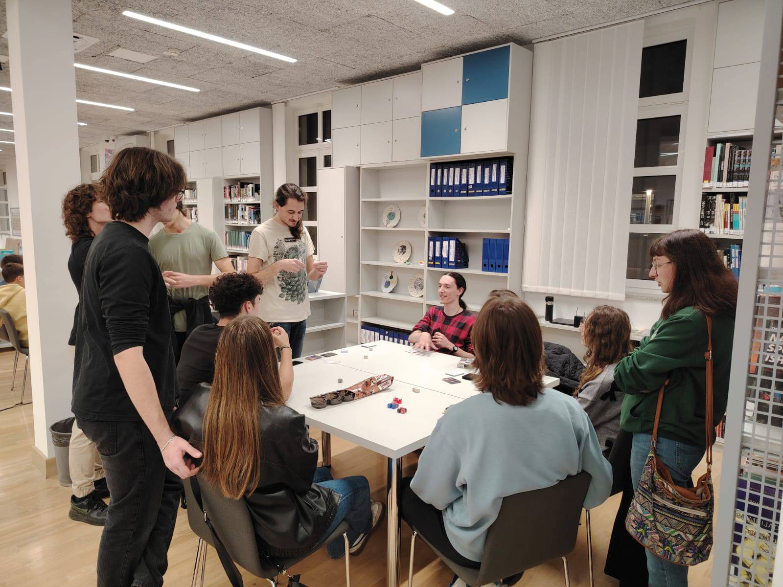 Večer društvenih igara na Odjelu za mlade