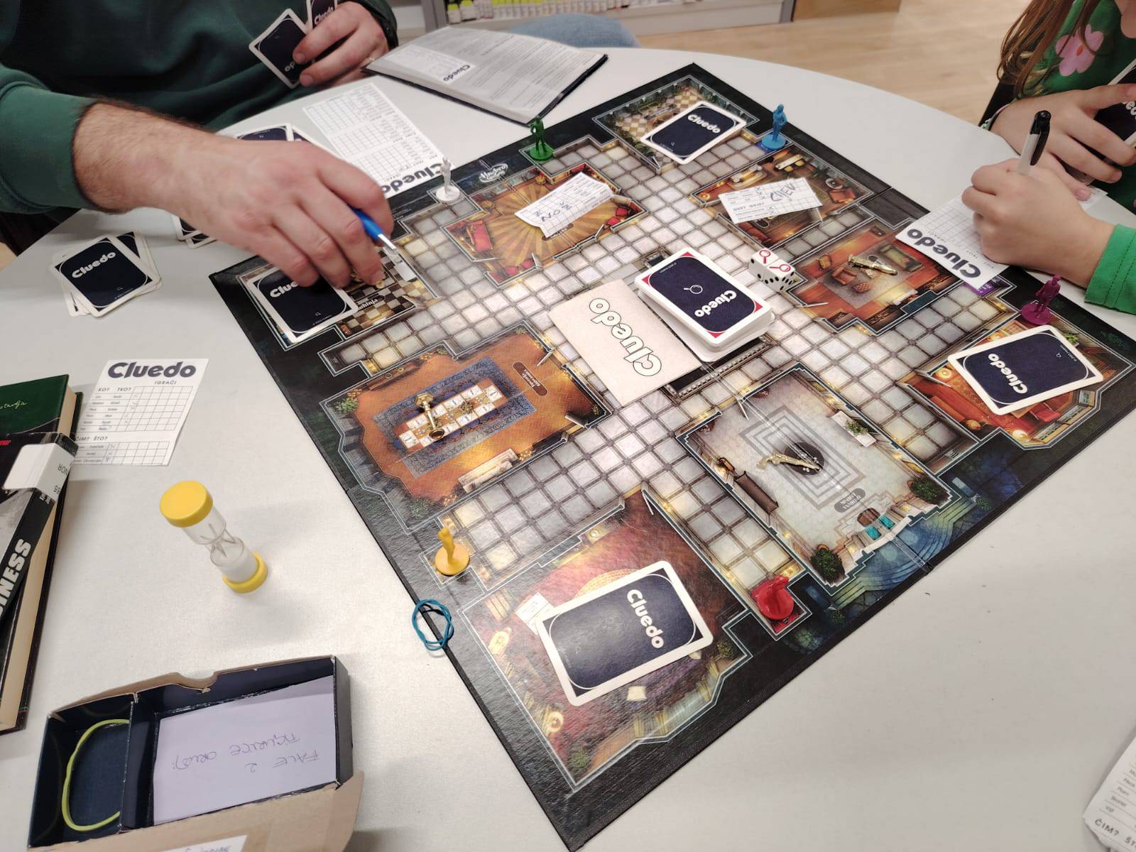 Večer društvenih igara na Odjelu za mlade