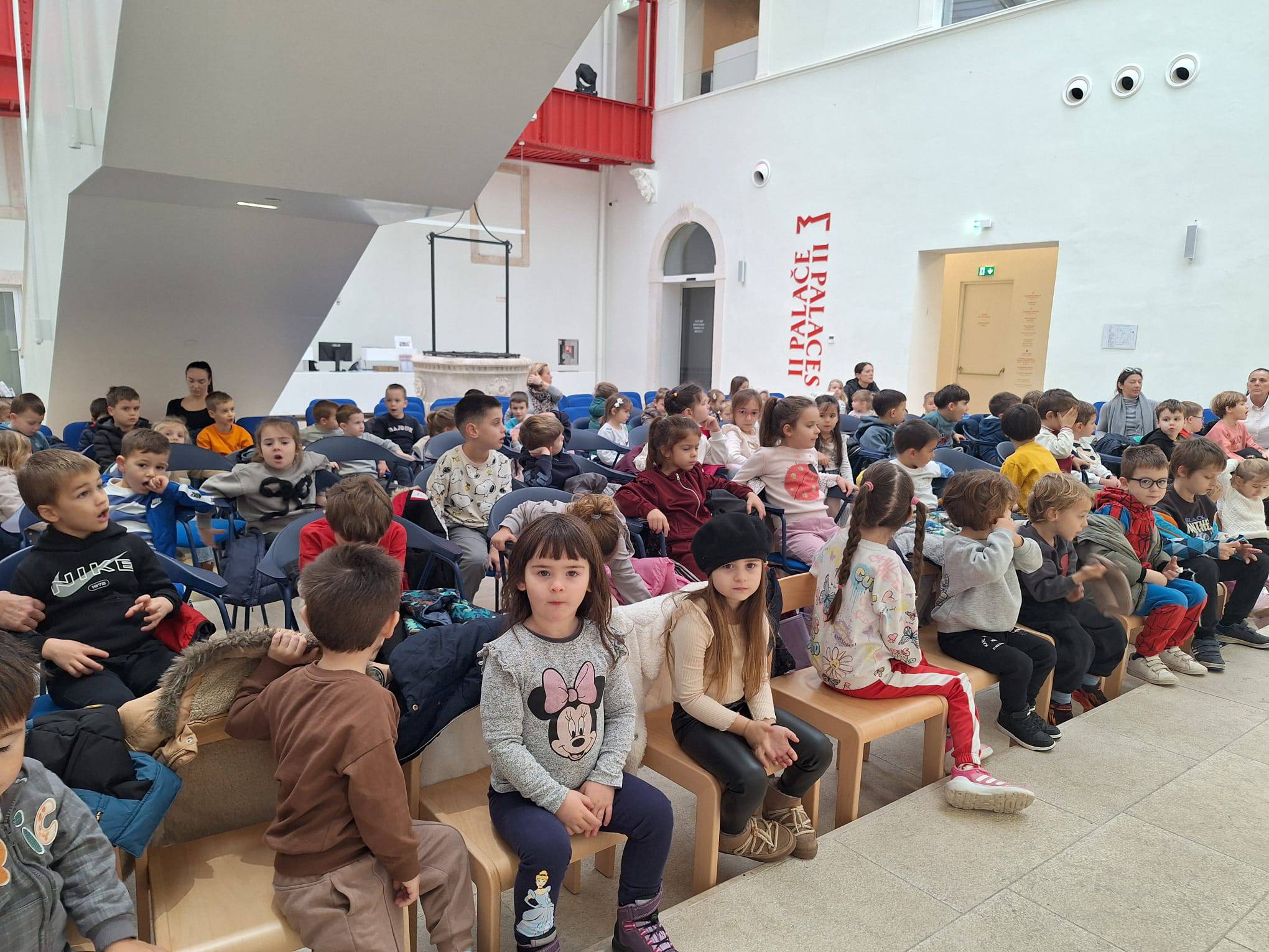 Predstava "Šapice" u Ogranku Grad