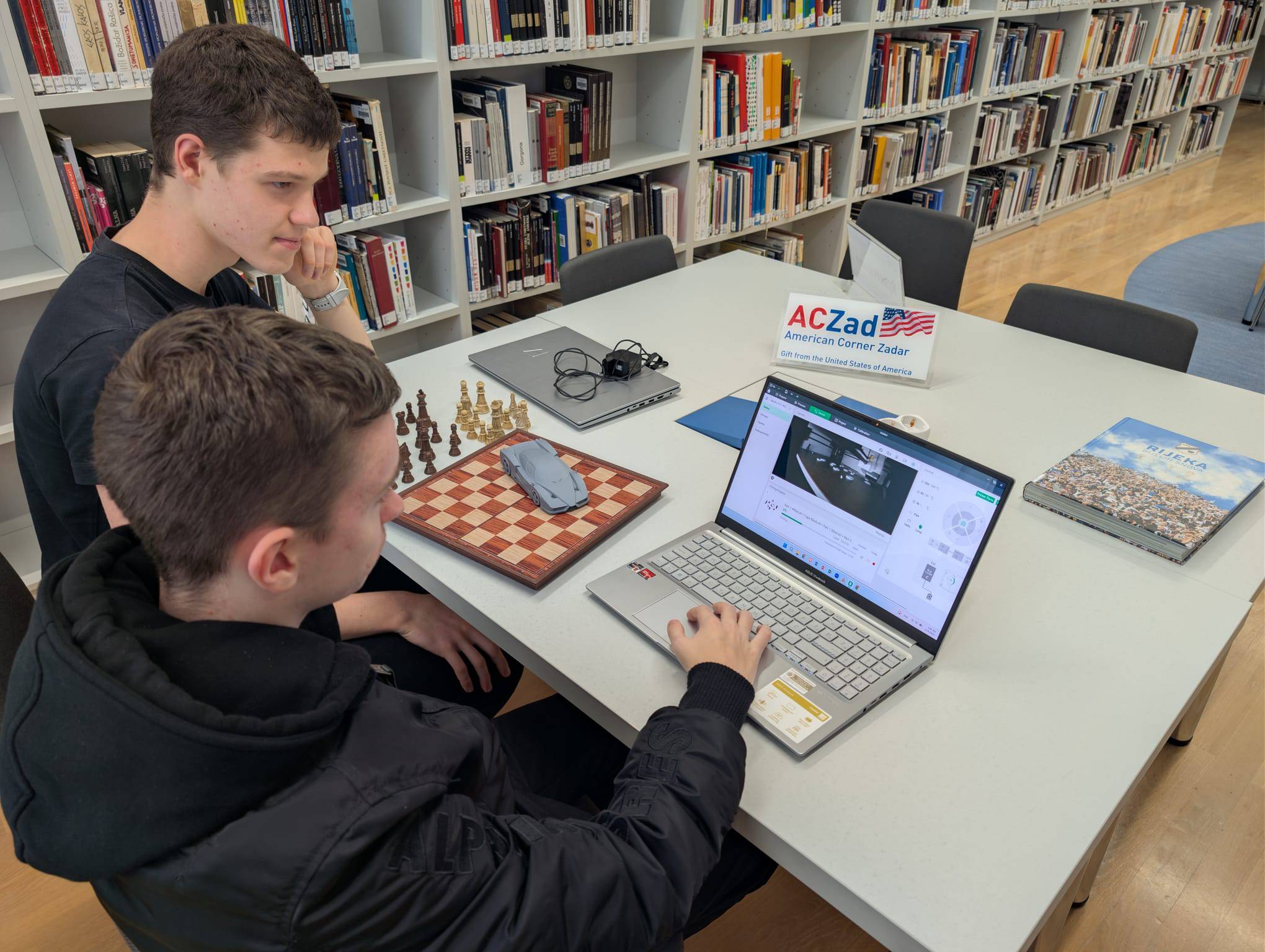 STEM božićna radionica: Generator - 3D printer STEM božićna radionica: Generator - 3D printer