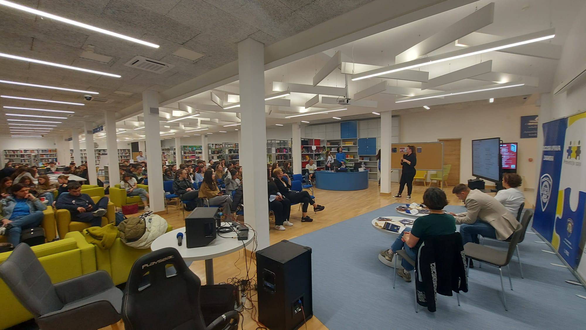 Klikni pametno, zivi sigurno! Klikni pametno, zivi sigurno!