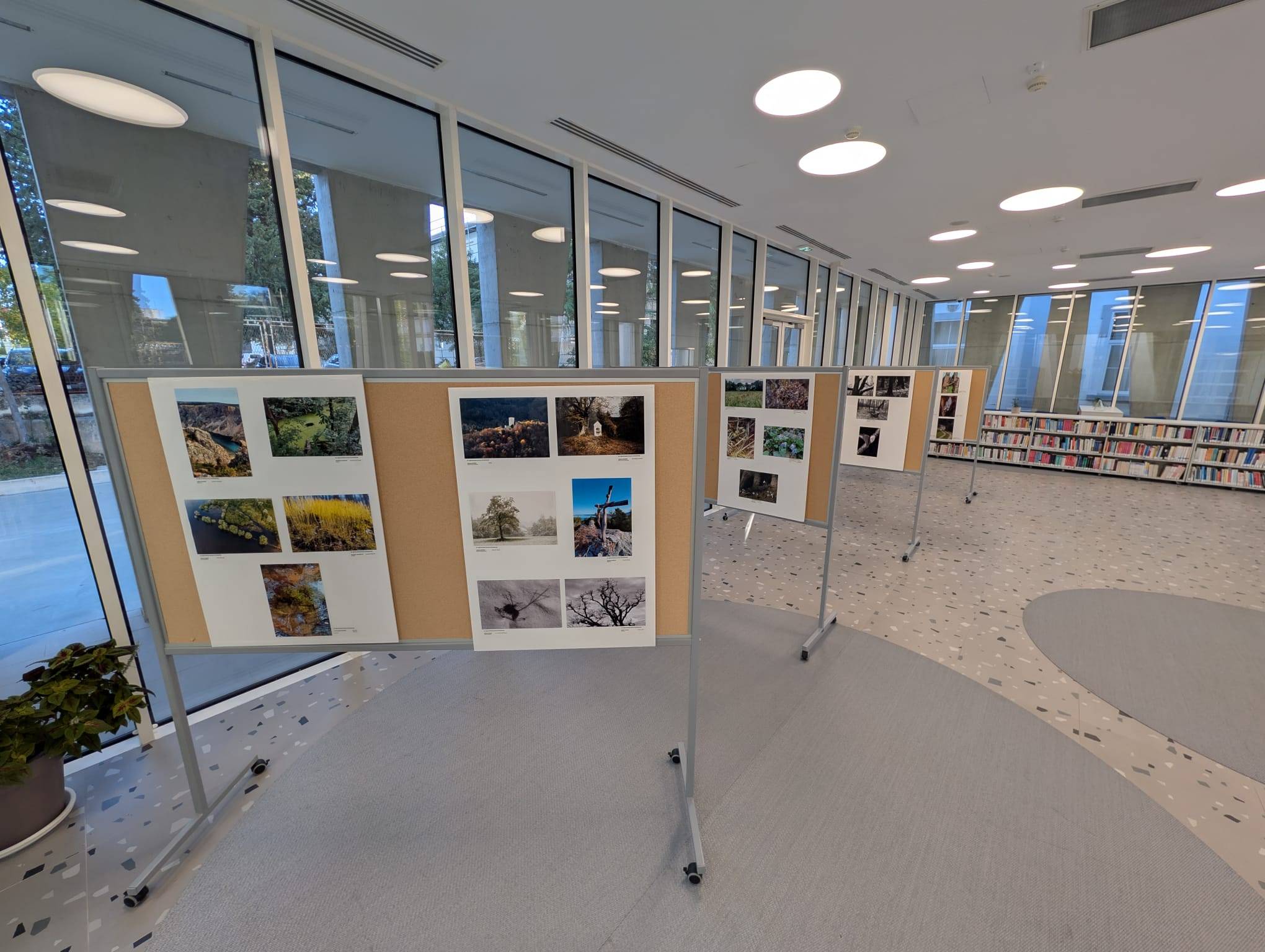 Izlozba „20. salon fotografija Suma okom sumara“